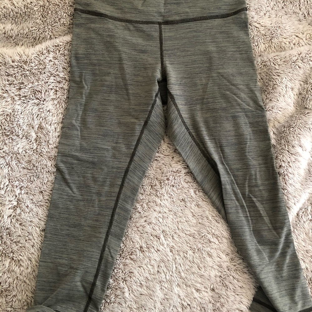 Lululemon cropped wunder under hi-rise